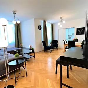 Unique Center Vienna
